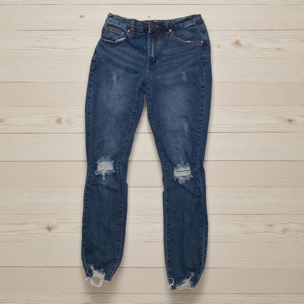 SALE!!! Tobi Denim Blue‎ Denim Great Condition Distressed/Destroyed Jeans Sz. 26
